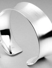 bg2B74 (Brushed Sterling Silver Bangle)